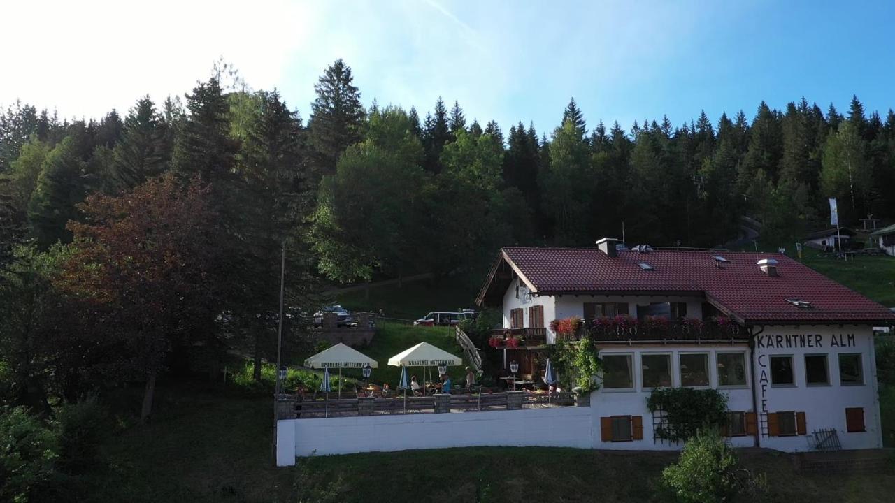 ホテル Berggasthof Karntner Alm ミッテンヴァルト エクステリア 写真